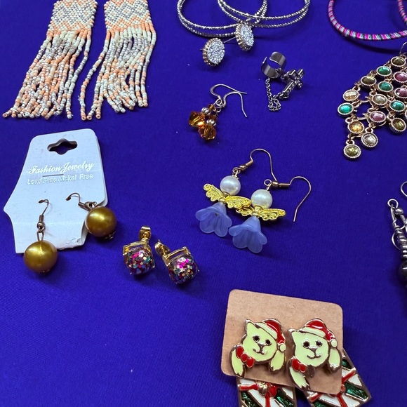 Earring Bundle - Picture 3 of 4